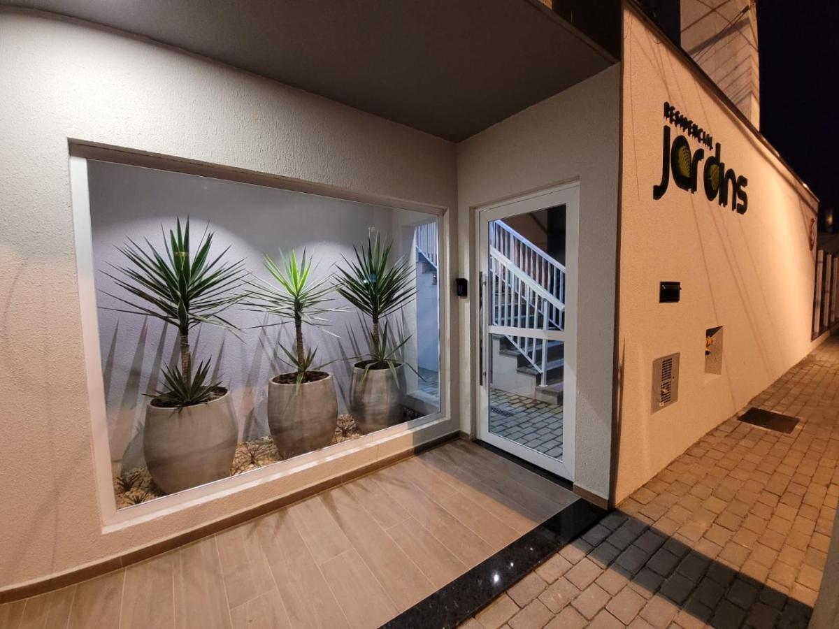 Apartamento Com Piscina No Centro Apartment Ubatuba Luaran gambar