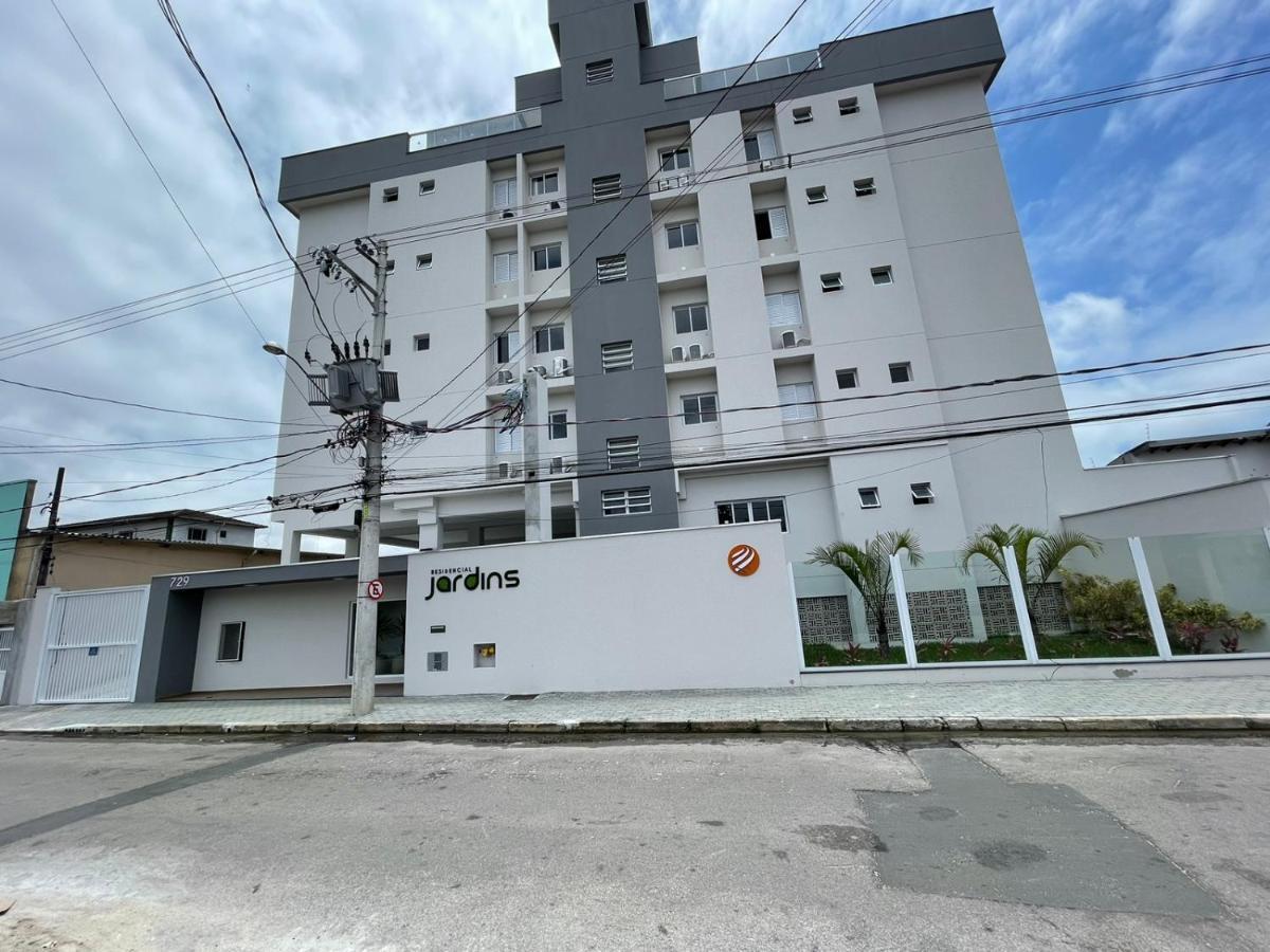 Apartamento Com Piscina No Centro Apartment Ubatuba Luaran gambar